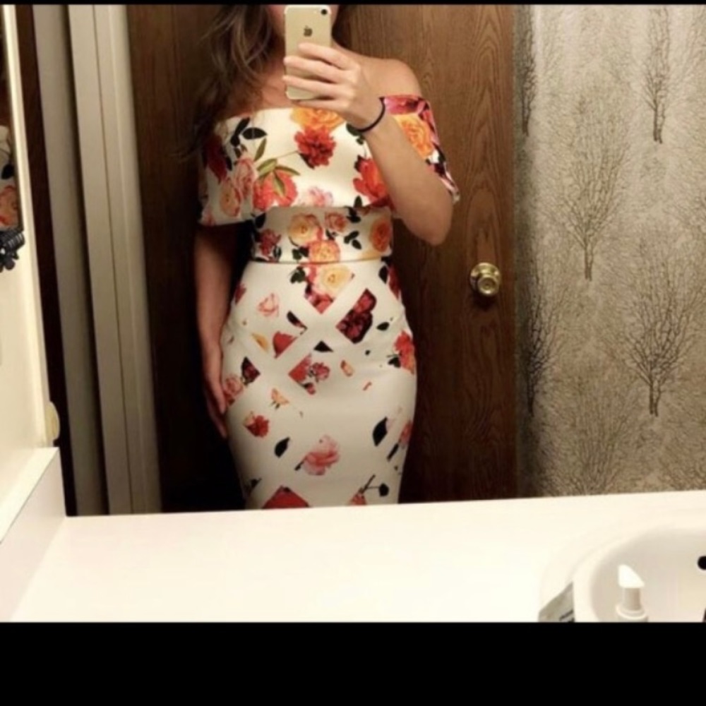 Off the shoulder midi floral dress